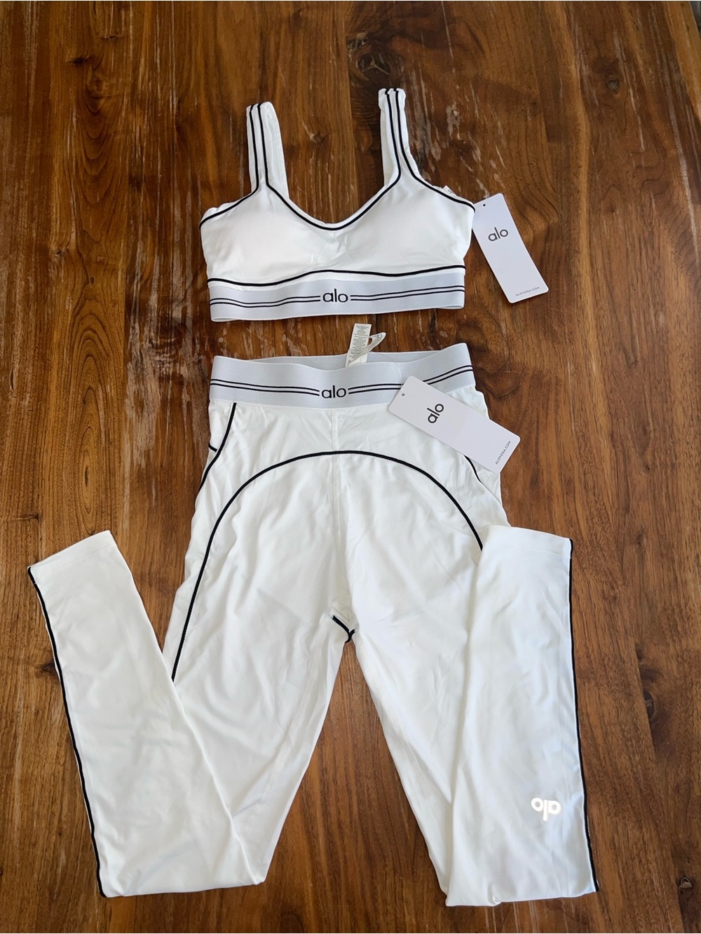 ALO Yoga White Sports Bra & Legging Set